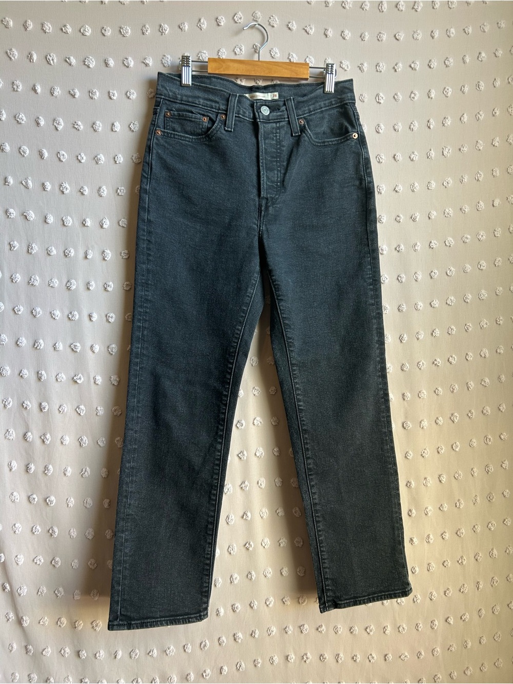 Levi’s Women’s Wedgie Straight Jeans Sz 28 Black